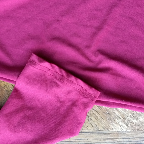 Body contouring off the shoulder Maroon Mini Dress!!! - Picture 2 of 5